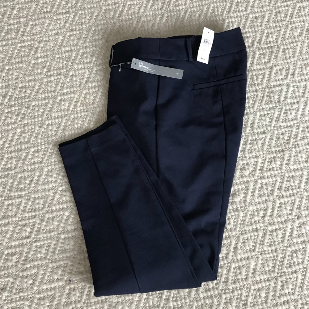 Loft sz 6 navy pants NWT